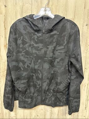 Lululemon Pack it Up Hooded Jacket